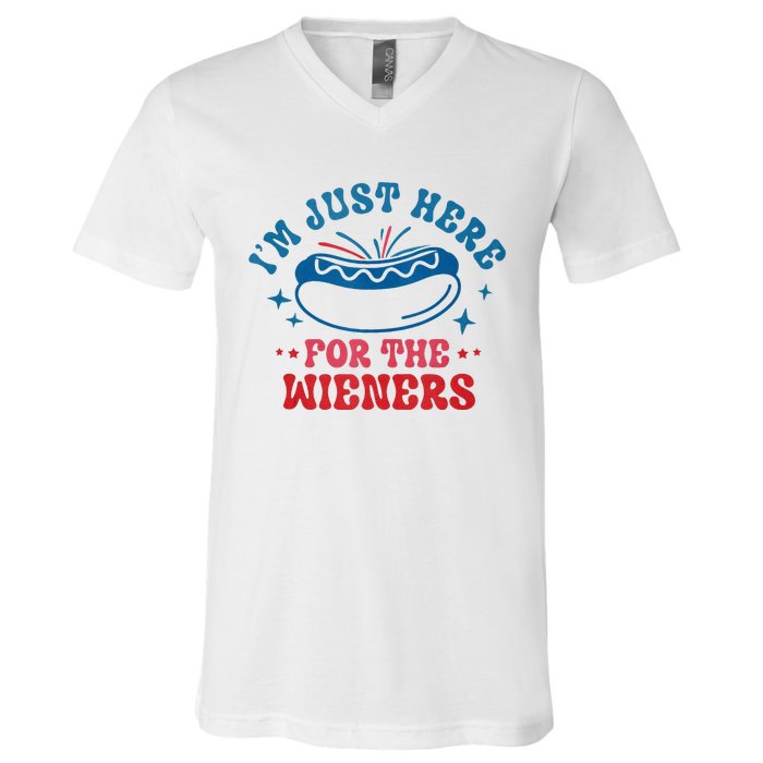 I'm Just Here For The Wieners 4th Of July V-Neck T-Shirt