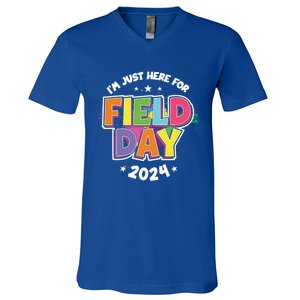 IM Just Here For Field Day 2024 For Teacher Field Day Great Gift V-Neck T-Shirt