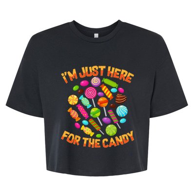 Im Just Here For The Candy Funny Halloween Pun Bella+Canvas Jersey Crop Tee