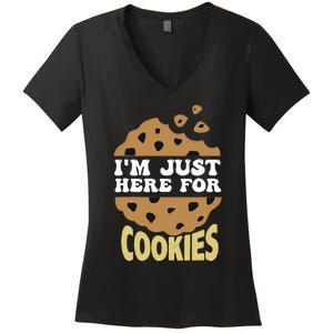 IM Just Here For The Cookies Funny Christmas Cookies Outfit Women's V-Neck T-Shirt