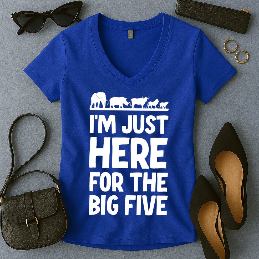 I'm Just Here For The Big Five Africa Safari Family Trip Cute Gift Women's V-Neck T-Shirt