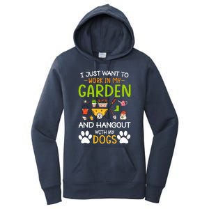 I Just Want To Work In My Garden And Hangout With Dogs Women's Pullover Hoodie