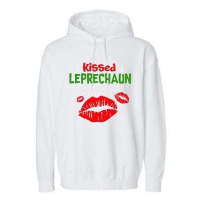 I Kissed A Leprechaun St Patricks Outfit For Women Garment-Dyed Fleece Hoodie