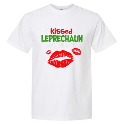 I Kissed A Leprechaun St Patricks Outfit For Women Garment-Dyed Heavyweight T-Shirt