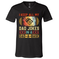 I Keep All My Dad Jokes In A DadABase Vintage Fathers Day V-Neck T-Shirt