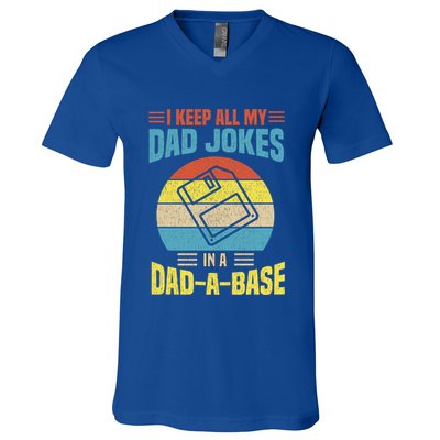 I Keep All My Dad Jokes In A Dadmeaningful Giftameaningful Giftbase Vintage Fath V-Neck T-Shirt