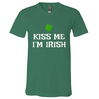 Irish Kiss Me Im Irish St Patricks Day V-Neck T-Shirt