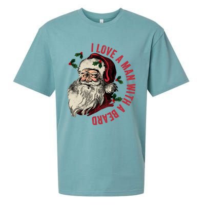 I Love A Man With A Beard Funny Retro Christmas Santa Claus Sueded Cloud Jersey T-Shirt