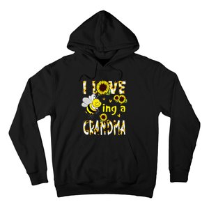 I Love Being A Grandma Sunflower Bee Mothers Day Hoodie