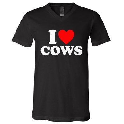 I Love Cows I Heart Cows Funny Farming Cow Lover V-Neck T-Shirt