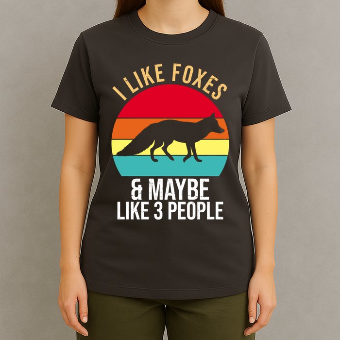 I Like Foxes And Maybe Like 3 People Funny T-Shirt