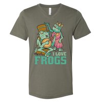 I Love Frogs V-Neck T-Shirt