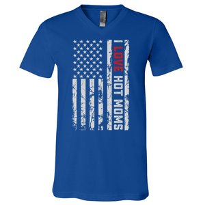 I Love Hot Moms American Usa Flag Gift V-Neck T-Shirt