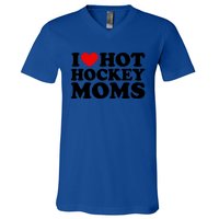 I Love Hot Hockey Moms Cool Gift I Heart Hot Hockey Moms Cute Gift V-Neck T-Shirt