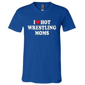 I Love Hot Wrestling Moms Groovy I Heart Hot Wrestling Moms  V-Neck T-Shirt