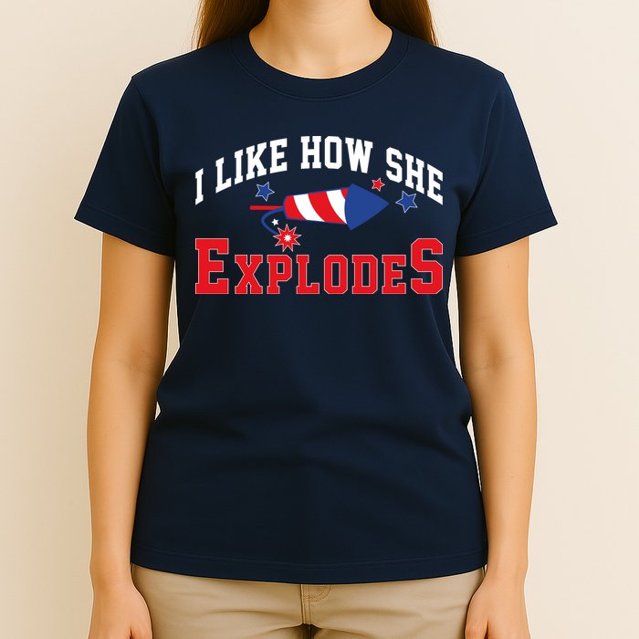 I Like How He Explodes Funny Fireworks Lover Matching Team Couple 4th Of July T-Shirt