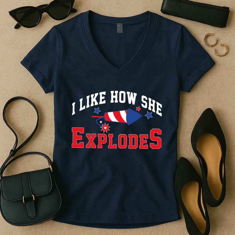 I Like How He Explodes Funny Fireworks Lover Matching Team Couple 4th Of July Women's V-Neck T-Shirt