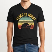 I Like It Moist Retro Funny Thanksgiving V-Neck T-Shirt