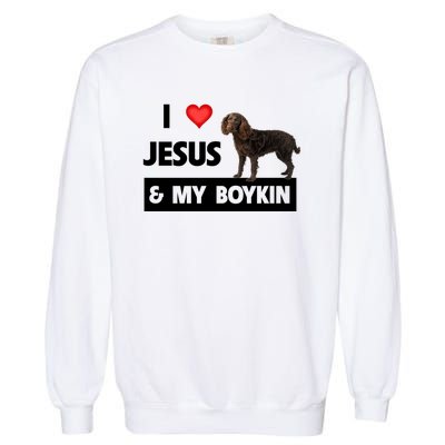 I Love Jesus And My Kin Spaniel Duck Hunting Dog Mom Dad Gift Garment-Dyed Sweatshirt