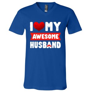 I Love My Awesome Husband Cute Valentine's Day Couples Meaningful Gift V-Neck T-Shirt