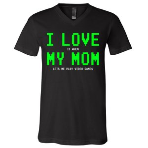 I Love My Mom Gamer Gifts For Teen Boy Video Games V-Neck T-Shirt