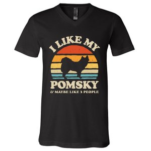 I Like My Pomsky And Maybe Like 3 People Dog Lover Retro V-Neck T-Shirt