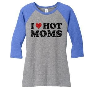 I Love Moms Funny Red Heart Love Moms I Love My Mama Gift Women's Tri-Blend 3/4-Sleeve Raglan Shirt