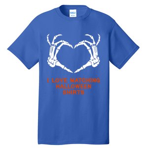 I Love Matching Funny Halloween Couples Skeleton Hand Heart Gift Tall T-Shirt