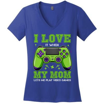 I Love My Mom Funny Sarcastic Video Games Gift Tee Gift Women's V-Neck T-Shirt