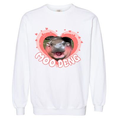 I Love Moo Deng Baby Hippo Moo Deng I Heart Moo Deng Garment-Dyed Sweatshirt