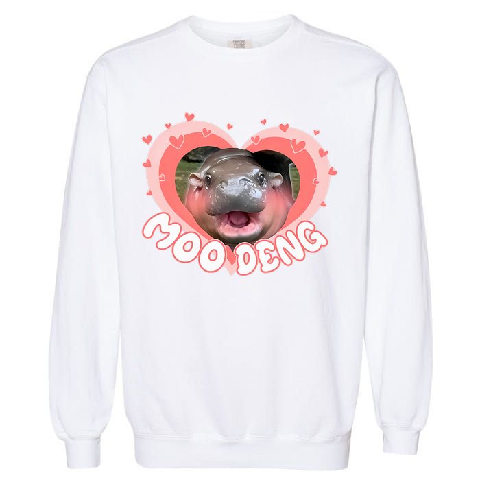 I Love Moo Deng Baby Hippo Moo Deng I Heart Moo Deng Garment-Dyed Sweatshirt