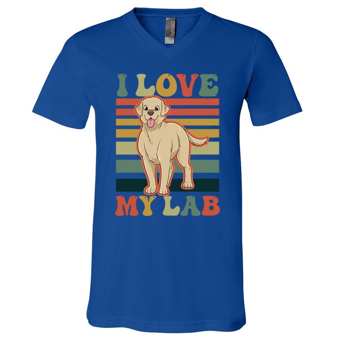 I Love My Lab Lab Mom Gift V-Neck T-Shirt