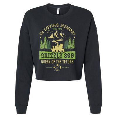 In Loving Memory Grizzly 399 Queen Of Tetons National Park Cropped Pullover Crew