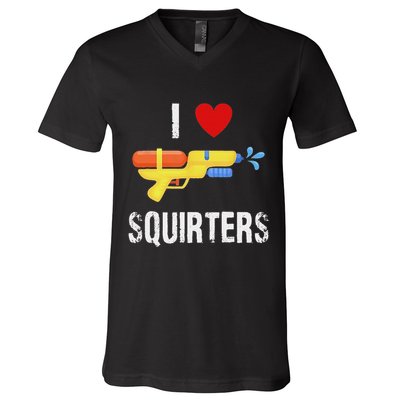 I Love Squirters Funny I Heart Squirters Water Gun V-Neck T-Shirt