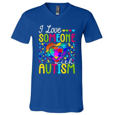 I Love Someone With Autism Rainbow Heart Puzzle Piece Gift V-Neck T-Shirt