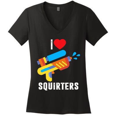 I Love Squirters Women's V-Neck T-Shirt