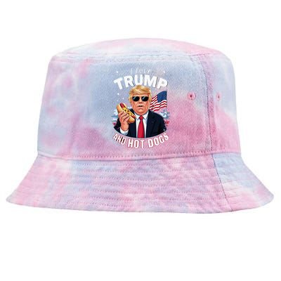 I Love Trump And Hot Dogs Hilarious Conservative Tie-Dyed Bucket Hat