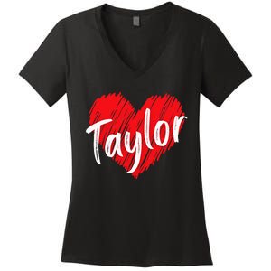 I Love T.aylor Heart Personalized Name T.aylor  Women's V-Neck T-Shirt