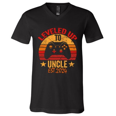 I Leveled Up To Uncle Est 2024 Video Gamer Pregnancy V-Neck T-Shirt