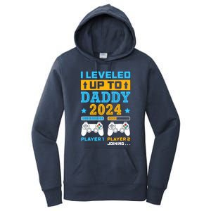 I Leveled Up To Daddy Est 2024 Soon To Be Dad Birthday Gamer Women's Pullover Hoodie