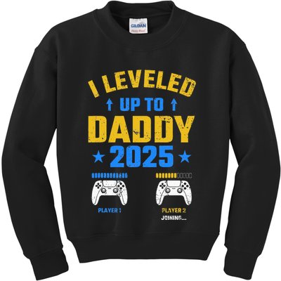 I Leveled Up To Daddy 2025 Father 2025 New Daddy 2025 Kids Sweatshirt
