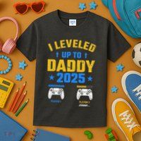 I Leveled Up To Daddy 2025 Father 2025 New Daddy 2025 Kids T-Shirt