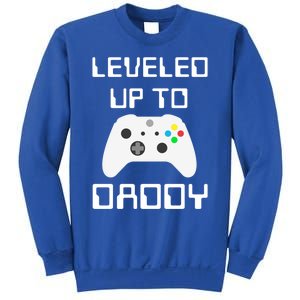 I Leveled Up To Daddy Soon To Be Daddy Dad Level Unlocked Gift Sweatshirt