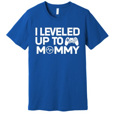 I Leveled Up To Mommy Gamer Heartbeat Soon To Be Mom Gift Premium T-Shirt