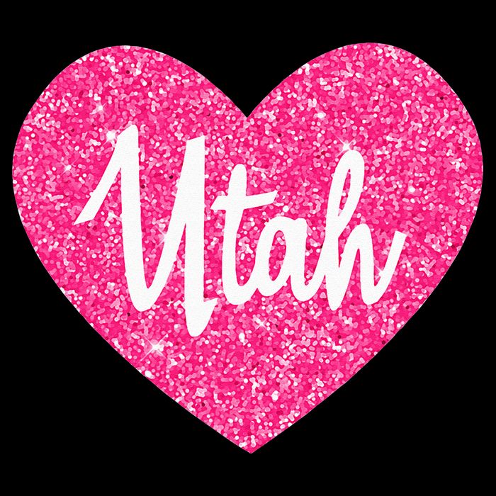 I Love Utah USA State Pink Heart Gift For Women Womens T-Shirt
