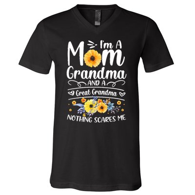 I M A Mom Grandma Great Nothing Scares Me Mothers Day Gifts V-Neck T-Shirt