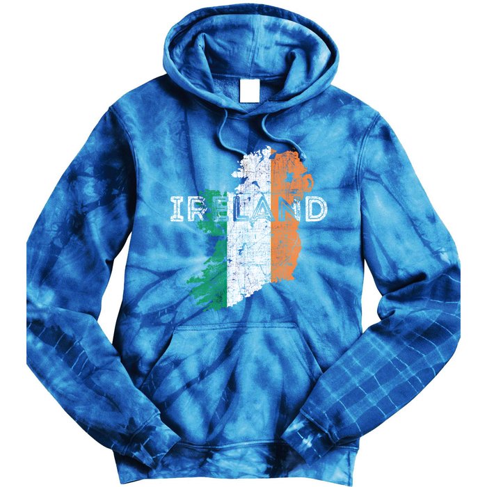 Irish Map And Flag Souvenir Gift Distressed Ireland Cool Gift Tie Dye Hoodie