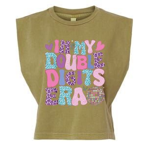 In My Double Digits Era Retro 10 Year Old 10th Birthday Girl Garment-Dyed Women's Muscle Tee