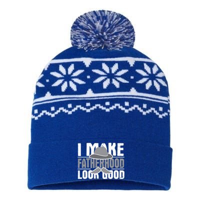 I Make Fatherhood Look Good Gift Funny Father's Day Quote Gift USA-Made Snowflake Beanie