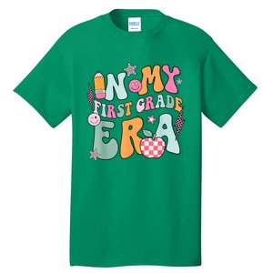 In My First Grade Era Back To School Retro Groovy 1st Grade Tall T-Shirt